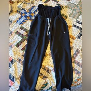 Figs Maternity scrub pants medium